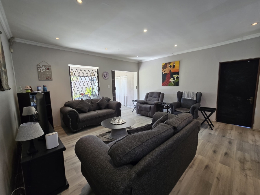 3 Bedroom Property for Sale in Melodie North West